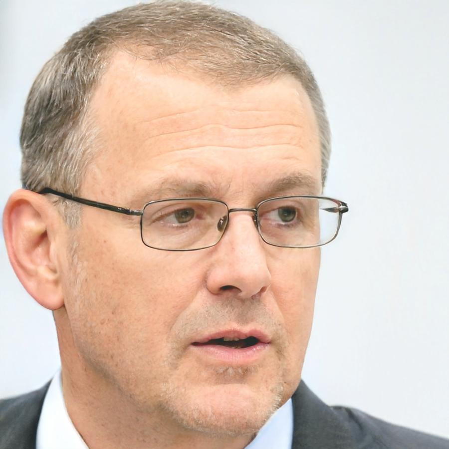 Portrait de Régis Montclair, formateur en finance